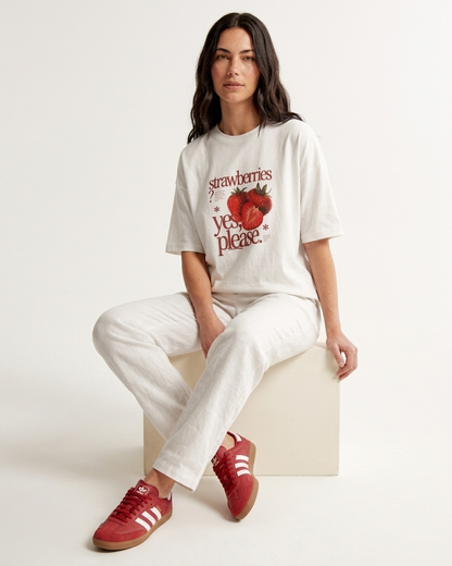 Oversized Strawberry Tshirt 🍓